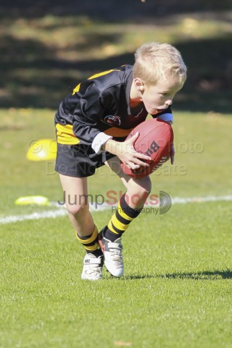 Under 8 White